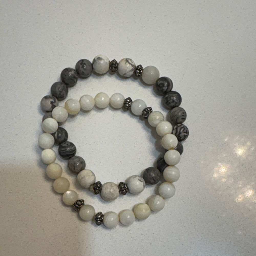 Elegant White and Gray Beaded Bracelet Set